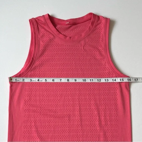 Lululemon Breeze By Muscle Tank II Glossy Pink 4/XS/Extra Small Swiftly Top - Picture 9 of 10